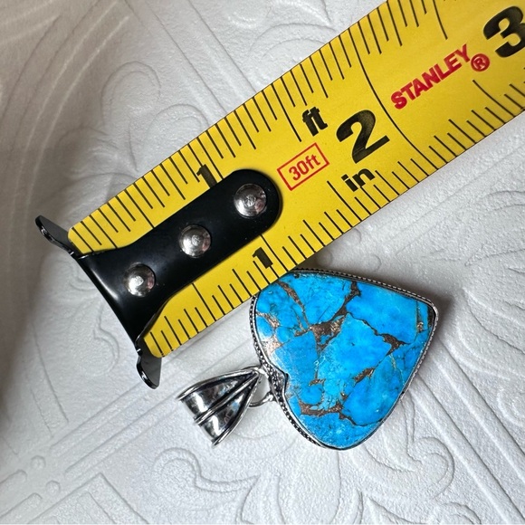 Elegant Blue Moon Turquoise Pendant Heart Natural Polished Stone Silver Tone - Picture 11 of 11